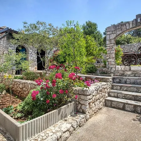 And By The Sea Tisno, Murter - 5128 3* טיסנו