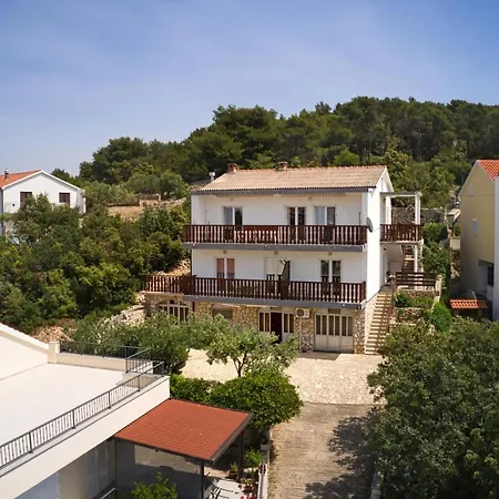 And By The Sea Tisno, Murter - 5128 ゲストハウス ティスノ