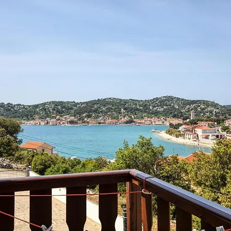 Apartments And Rooms By The Sea Tisno, Murter - 5128 Guest house