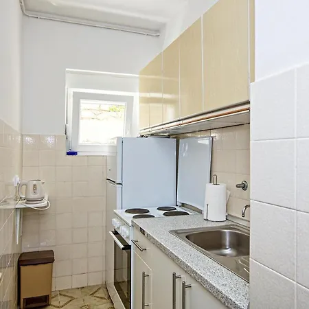 Apartments And Rooms By The Sea Tisno, Murter - 5128 Guest house 3*