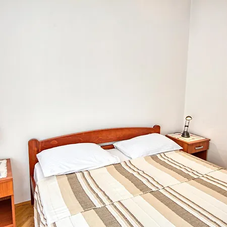 ゲストハウス And By The Sea Tisno, Murter - 5128 3*