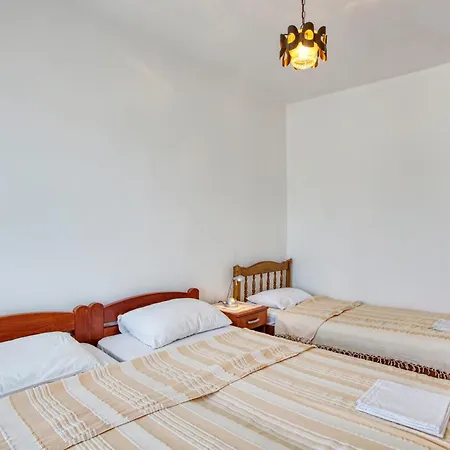 And By The Sea Tisno, Murter - 5128 3*