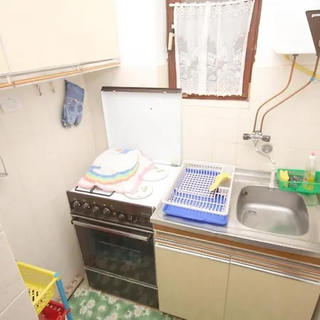 ゲストハウス And By The Sea Tisno, Murter - 5128 ティスノ