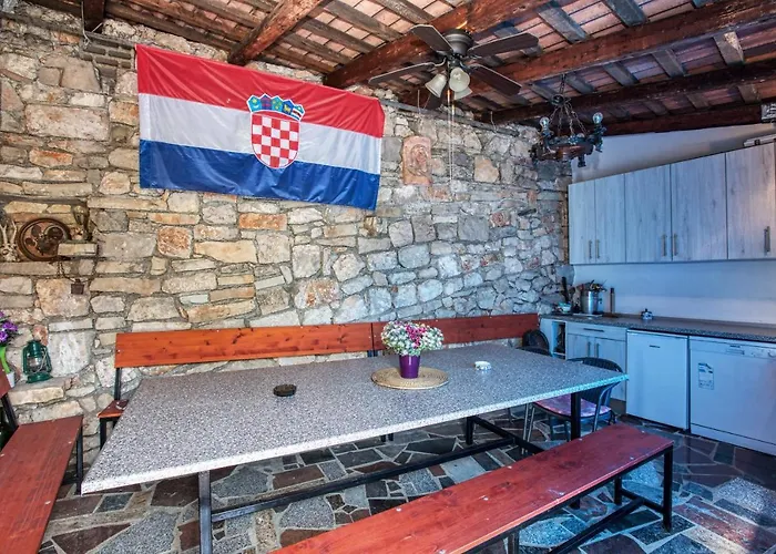 And By The Sea Tisno, Murter - 5128 3*