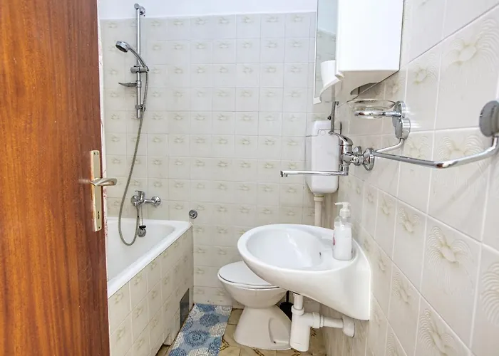 Apartments And Rooms By The Sea Tisno, Murter - 5128 Guest house 3*