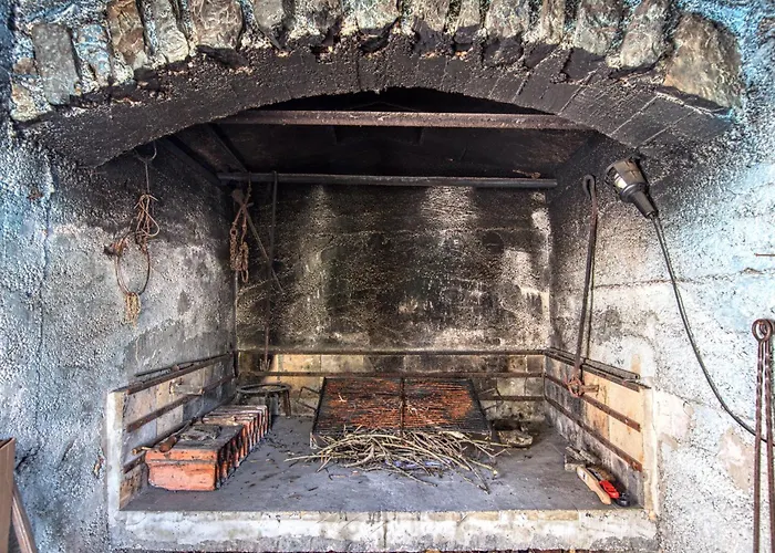 And By The Sea Tisno, Murter - 5128 בית הארחה